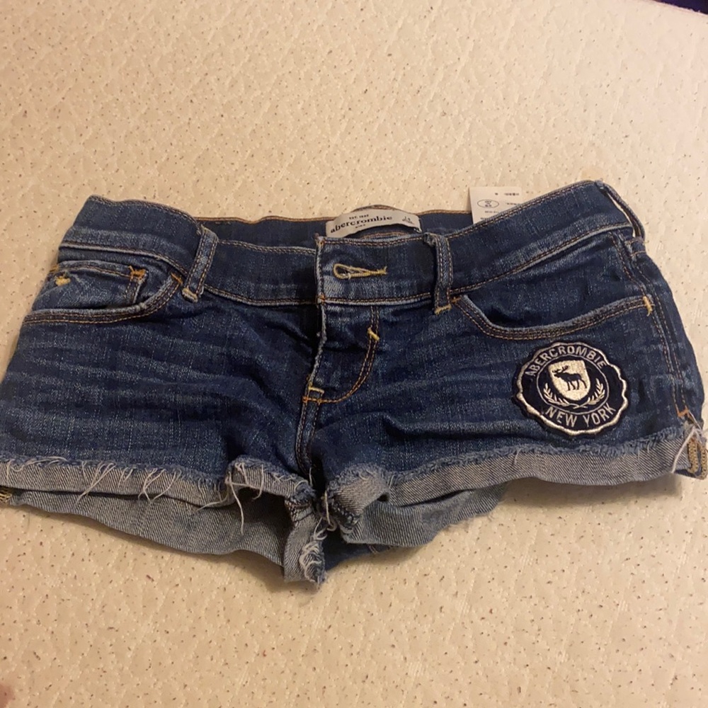 Abercrombie kids shorts